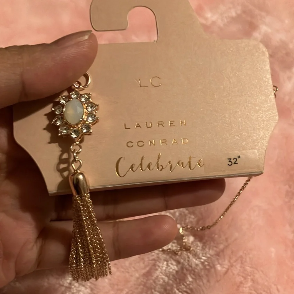 Lauren Conrad necklace - Picture 3 of 5